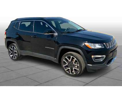 2017UsedJeepUsedCompass is a Black 2017 Jeep Compass Car for Sale in Overland Park KS