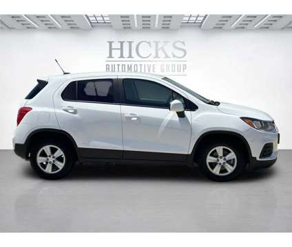 2022UsedChevroletUsedTrax is a White 2022 Chevrolet Trax Car for Sale in Corpus Christi TX