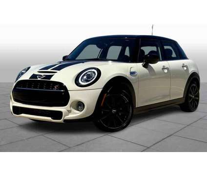 2021UsedMINIUsedHardtop 4 Door is a White 2021 Mini Hardtop Car for Sale in Sugar Land TX