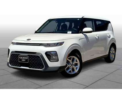 2021UsedKiaUsedSoul is a White 2021 Kia Soul Car for Sale in Lubbock TX
