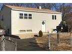 Home For Rent In Central Islip, New York
