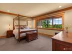 Home For Sale In Woodinville, Washington