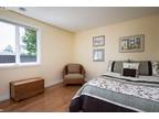 Condo For Sale In Lake Oswego, Oregon