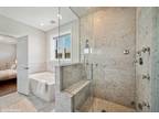 Condo For Sale In Chicago, Illinois