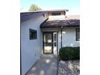 656 E 6th St #B-3