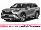 2024 Toyota Highlander Hybrid Platinum