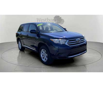 2013 Toyota Highlander Base Plus V6 is a Blue 2013 Toyota Highlander Base Plus SUV in Westborough MA