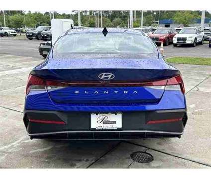 2024 Hyundai Elantra SEL is a Blue 2024 Hyundai Elantra SE Sedan in Gainesville FL