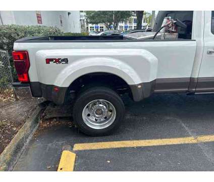 2022 Ford F-450 Super Duty King Ranch is a White 2022 Ford F-450 Truck in Miami FL