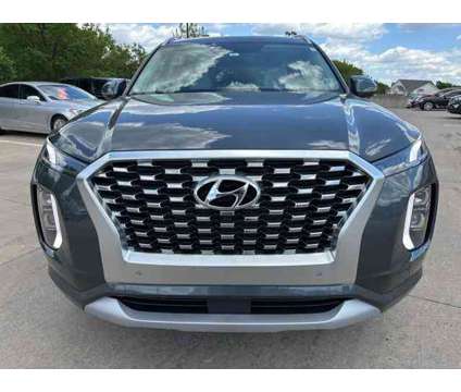 2022 Hyundai Palisade Limited is a Grey 2022 SUV in Wichita KS