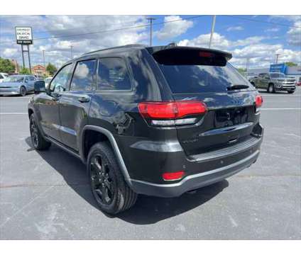 2019 Jeep Grand Cherokee Upland 4x4 is a Black 2019 Jeep grand cherokee Upland SUV in Owensboro KY