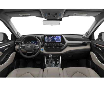 2020 Toyota Highlander Hybrid Platinum is a Silver 2020 Toyota Highlander Hybrid in Escondido CA