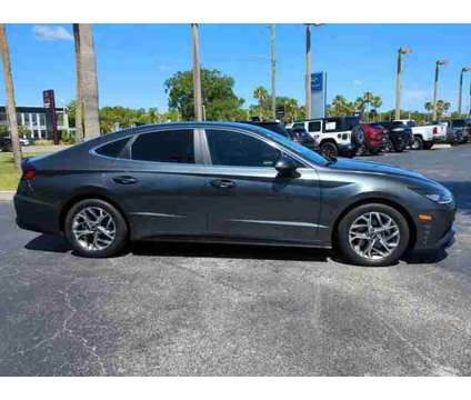 2021 Hyundai Sonata SEL is a Grey 2021 Hyundai Sonata SE Sedan in Daytona Beach FL