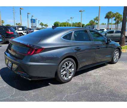 2021 Hyundai Sonata SEL is a Grey 2021 Hyundai Sonata SE Sedan in Daytona Beach FL