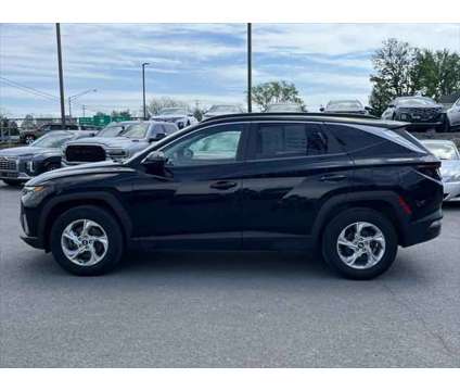 2022 Hyundai Tucson SEL is a Black 2022 Hyundai Tucson SUV in Utica NY