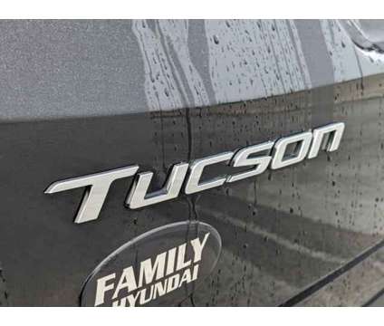 2024 Hyundai Tucson SE is a Black 2024 Hyundai Tucson SE SUV in Tinley Park IL