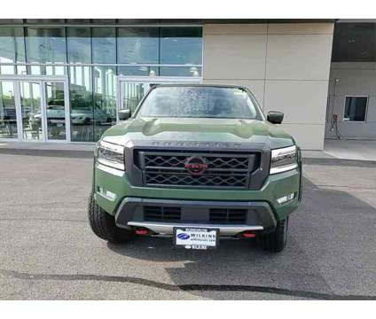 2023 Nissan Frontier Crew Cab PRO-4X 4x4 is a Green 2023 Nissan frontier Truck in Elmhurst IL