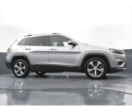 2020 Jeep Cherokee Limited FWD is a Silver 2020 Jeep Cherokee Limited SUV in Mcdonough GA