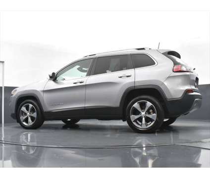 2020 Jeep Cherokee Limited FWD is a Silver 2020 Jeep Cherokee Limited SUV in Mcdonough GA