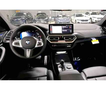 2024 BMW X4 xDrive30i is a White 2024 BMW X4 xDrive30i SUV in Grand Blanc MI