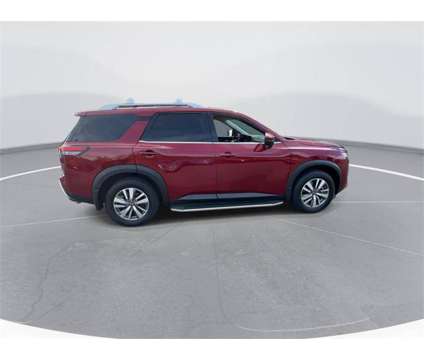 2022 Nissan Pathfinder SL 4WD is a Red 2022 Nissan Pathfinder SL SUV in Pittsburgh PA