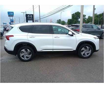 2022 Hyundai Santa Fe SEL is a White 2022 Hyundai Santa Fe Truck in Evansville IN