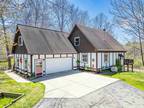 Beaverton, /TOBACCO RIVER - Immaculate 4BR/2BA chalet with