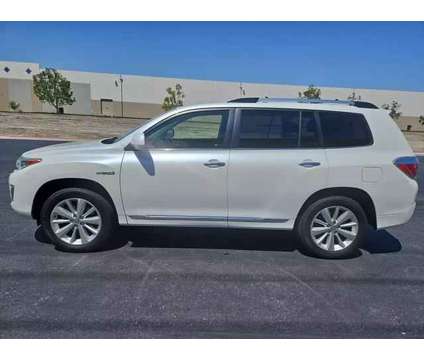 2013 Toyota Highlander for sale is a White 2013 Toyota Highlander Car for Sale in Chino CA