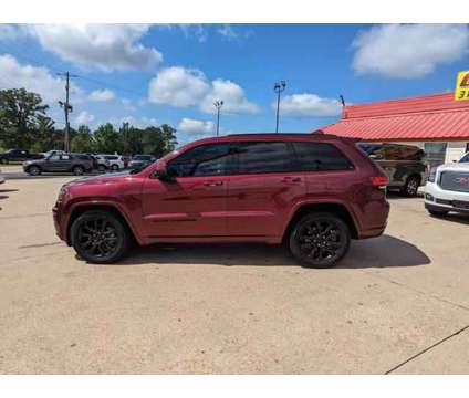 2021 Jeep Grand Cherokee for sale is a Red 2021 Jeep grand cherokee Car for Sale in West Monroe LA