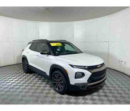 2021UsedChevroletUsedTrailBlazerUsedFWD 4dr is a White 2021 Chevrolet trail blazer Car for Sale in Franklin IN