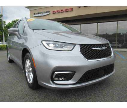 2021UsedChryslerUsedPacifica is a Silver 2021 Chrysler Pacifica Car for Sale in Jefferson City TN