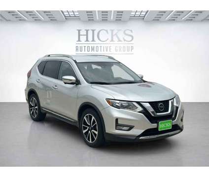 2020UsedNissanUsedRogue is a Silver 2020 Nissan Rogue Car for Sale in Robstown TX
