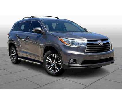 2016UsedToyotaUsedHighlander is a Grey 2016 Toyota Highlander Car for Sale in Houston TX