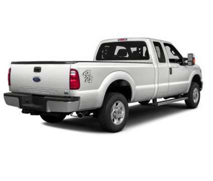 2016 Ford Super Duty F-250 SRW XL is a White 2016 Ford Car for Sale in Lexington KY