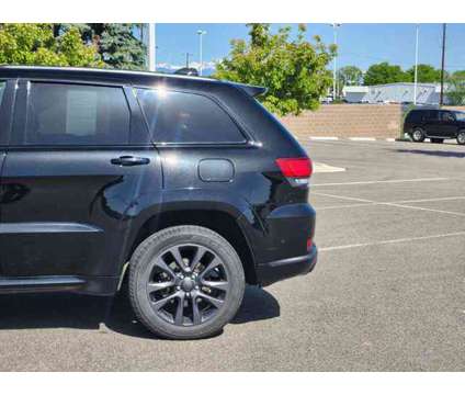 2019 Jeep Grand Cherokee High Altitude is a Black 2019 Jeep grand cherokee High Altitude Car for Sale in Denver CO