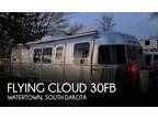Airstream Flying Cloud 30FB Travel Trailer 2022