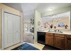 Condo For Sale In Pewaukee, Wisconsin