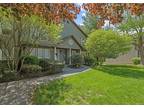 29 Hemlock Cir, Peekskill, NY 10566