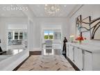 Condo For Sale In Manhattan, New York