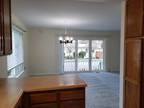Flat For Rent In Redwood City, California