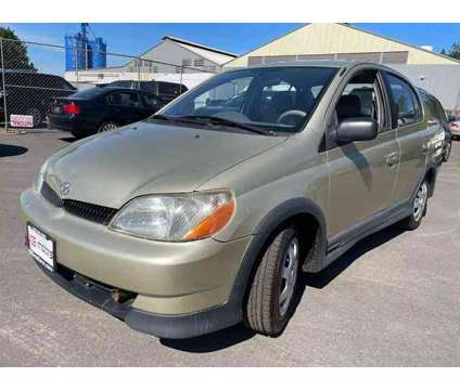 2002 Toyota Echo Base is a Gold 2002 Toyota ECHO Base Sedan in Woodinville WA