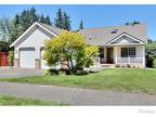 Rare Rambler on 1/4 acre lot in highly desired Noble Firs ne