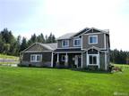 Fox Hill Special! Tumwater Schools! Craftsman style 2 story