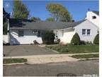 Home For Rent In Bethpage, New York