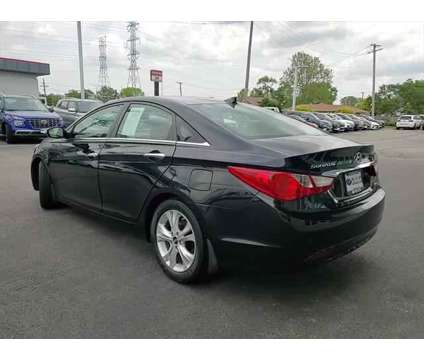 2013 Hyundai Sonata Limited is a 2013 Hyundai Sonata Limited Sedan in Elmhurst IL