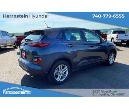 2021 Hyundai Kona SE is a Grey 2021 Hyundai Kona SE SUV in Chillicothe OH