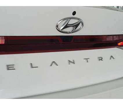 2022 Hyundai Elantra SEL is a White 2022 Hyundai Elantra Sedan in East Petersburg PA