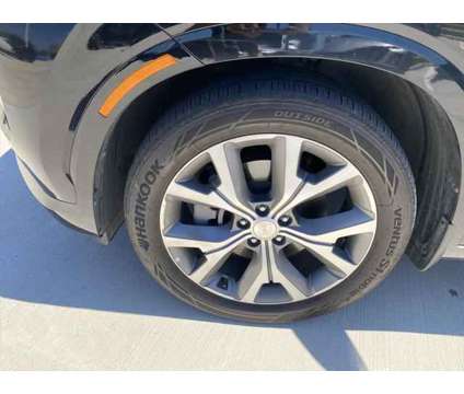2022 Hyundai Palisade Limited is a Black 2022 SUV in Rosenberg TX