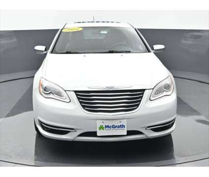 2014 Chrysler 200 Limited is a White 2014 Chrysler 200 Model Limited Sedan in Dubuque IA