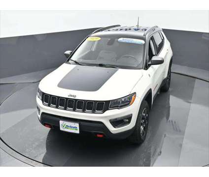 2019 Jeep Compass Trailhawk 4x4 is a White 2019 Jeep Compass Trailhawk SUV in Dubuque IA
